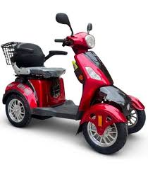 Moto custom con parti personalizzate